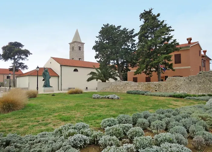 Jadran-4 By Interhome