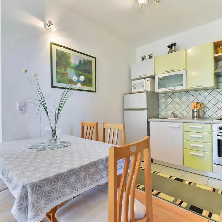 Jadran-4 By Interhome