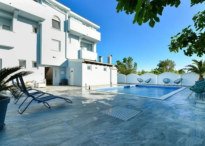 Jadran-4 By Interhome