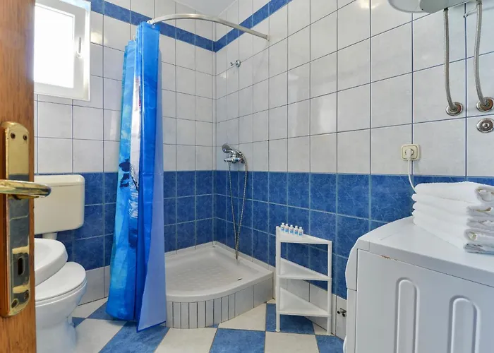 Jadran-4 By Interhome Appartement Nin