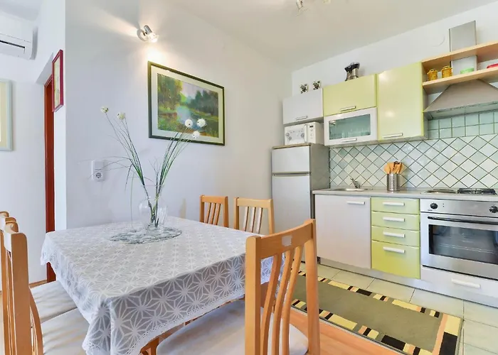 Jadran-4 By Interhome